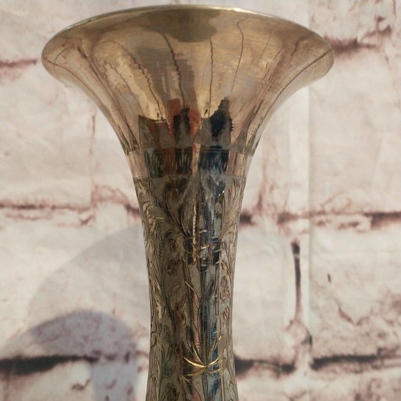 Etched flower Bud Vase Silver Color By W.G.C. India 11 inches - Picture 4 of 6